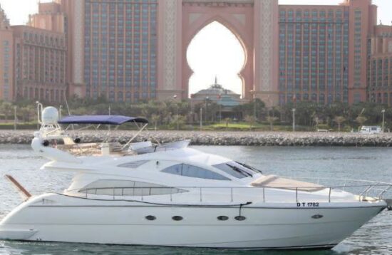 50 FT YACHT MARINA 15 PERS DUBAI